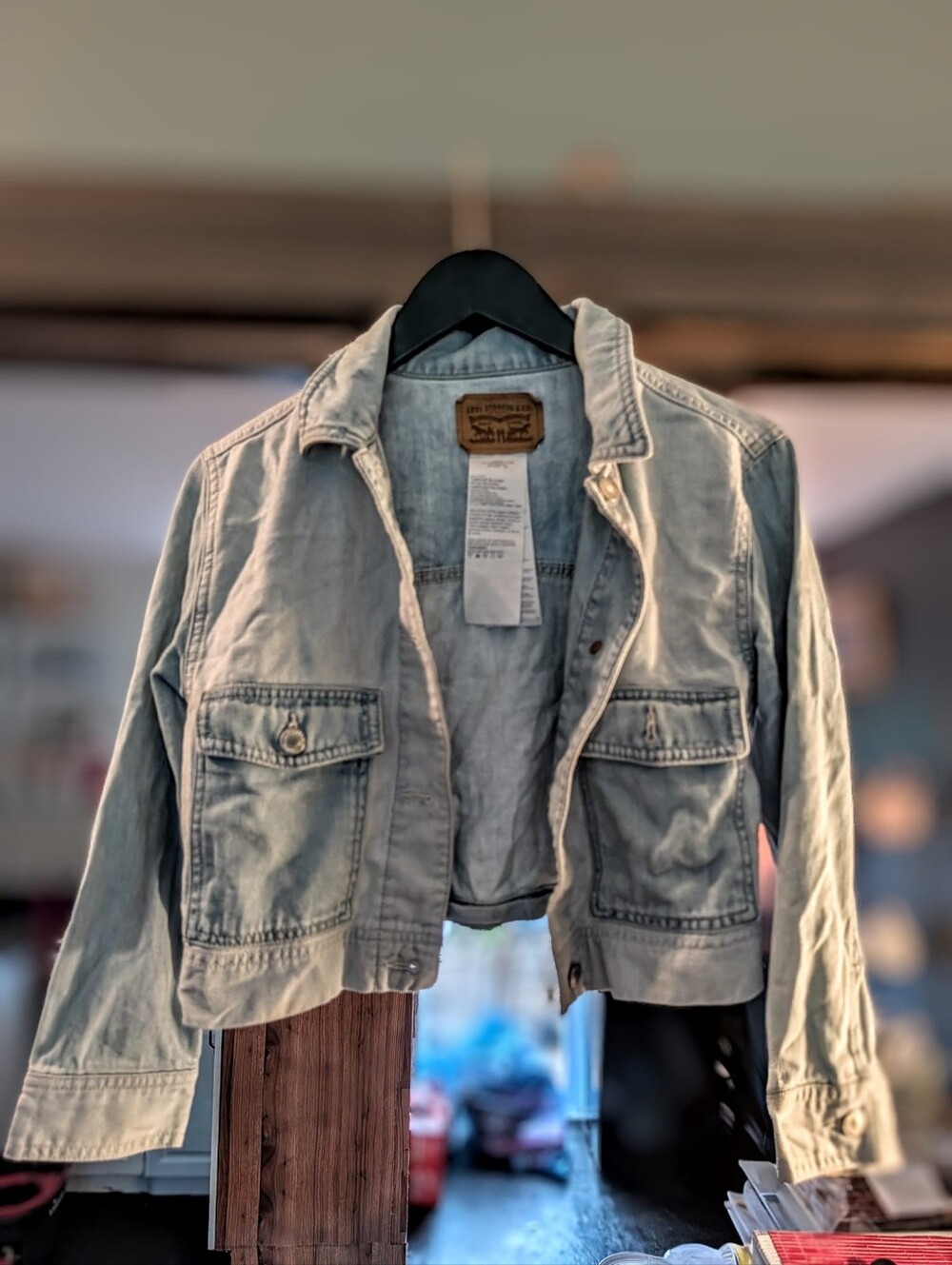 Levi's Vintage Classic Cropped Denim Jacket Size Medium
